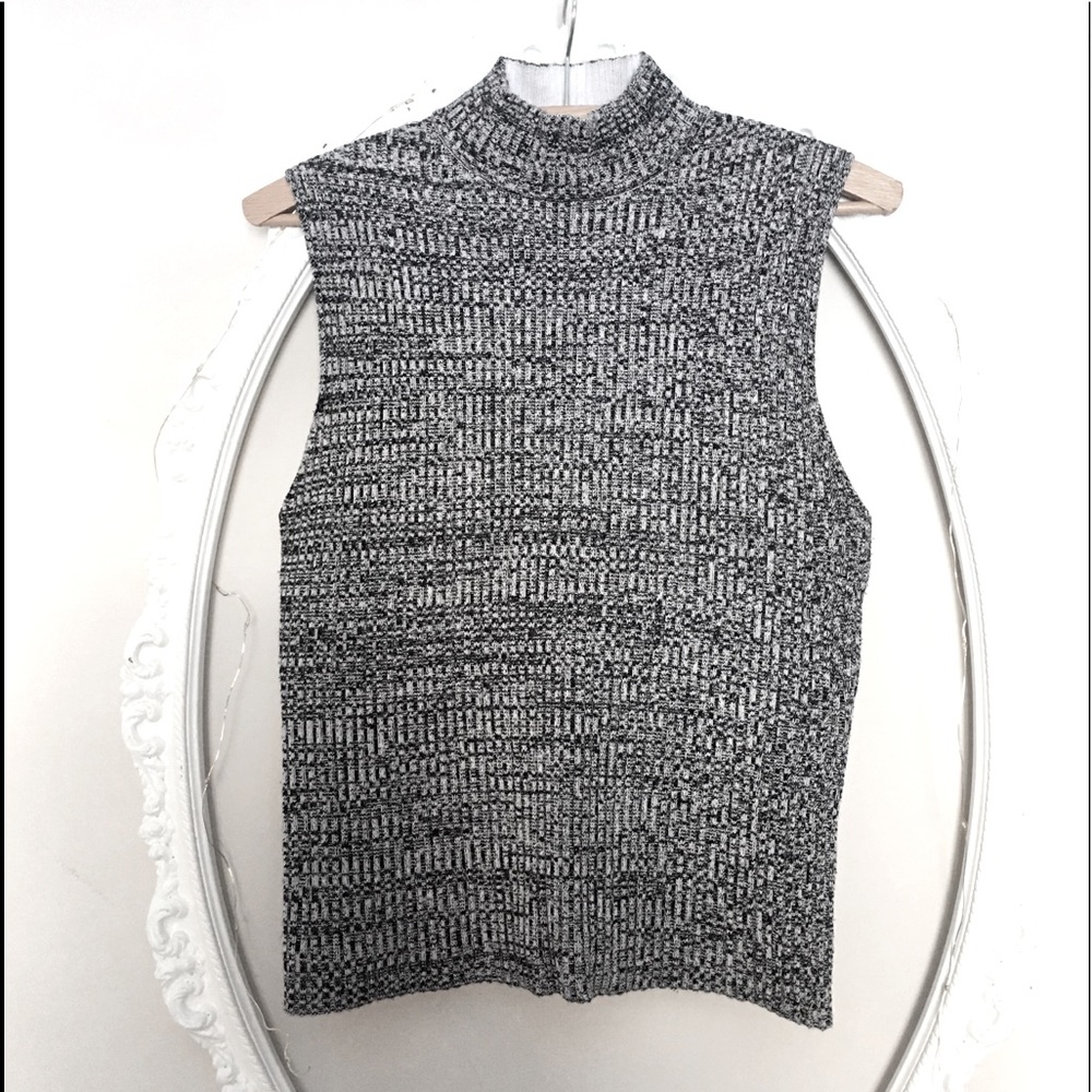Salt and pepper sleeveless sweatervest